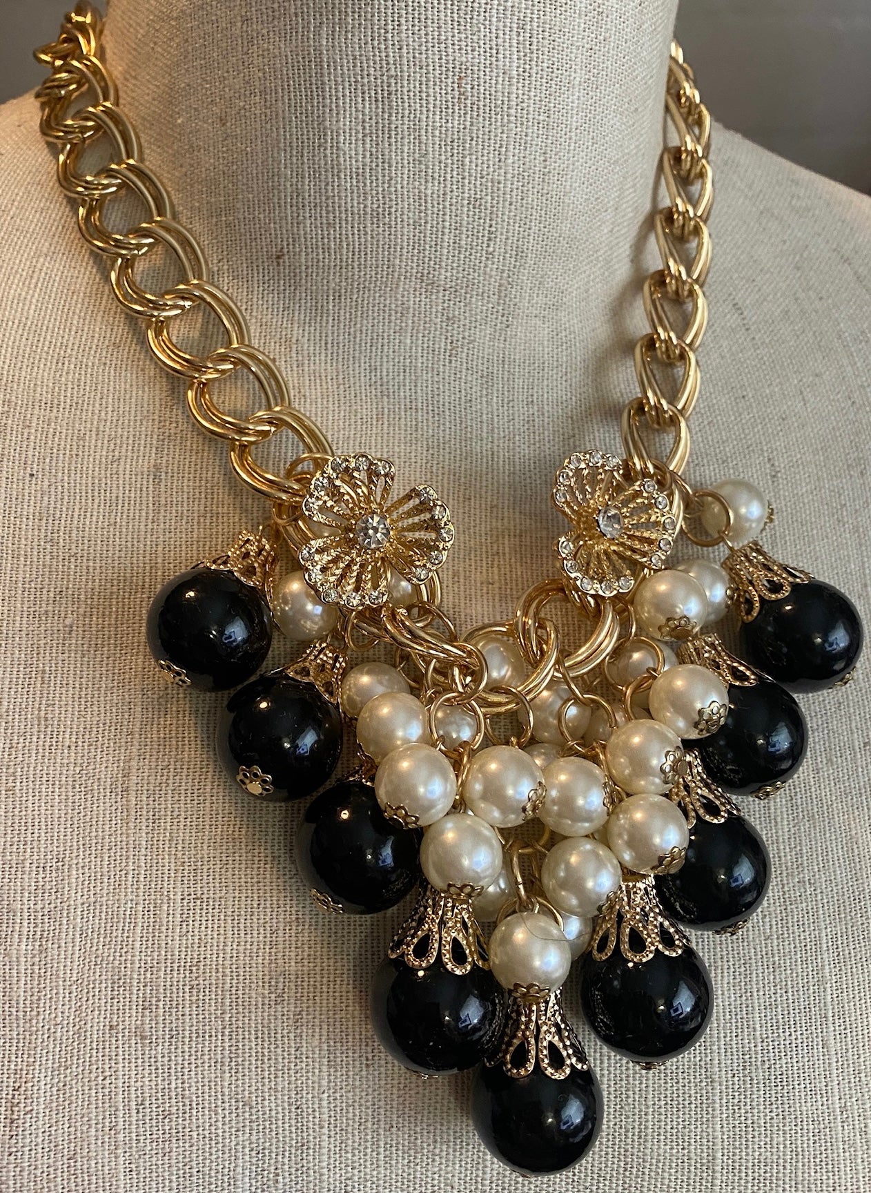 Gold Tone Large Chain Link Black Faux Pearl Bead Statement Collar Necklace