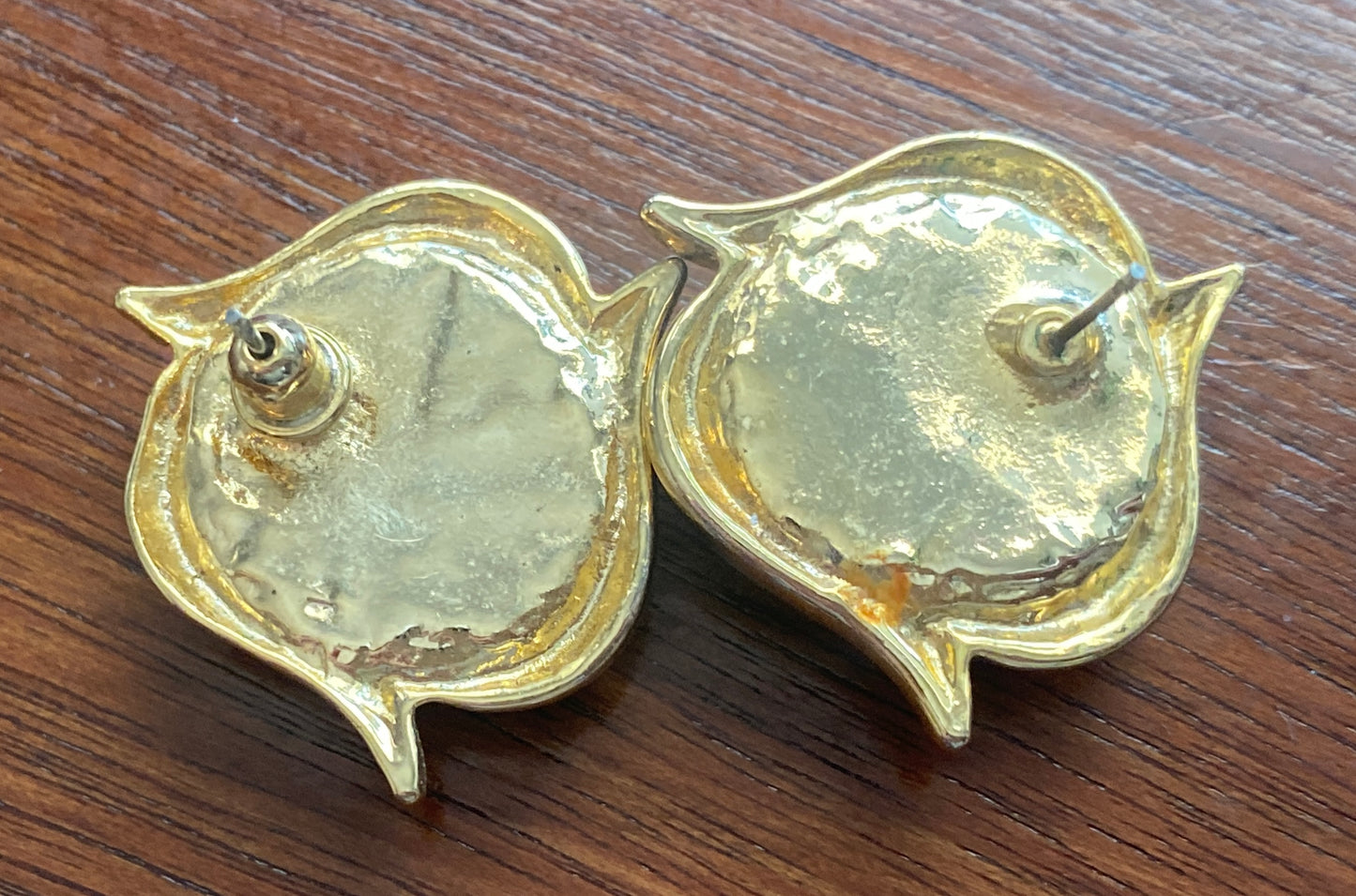 Vintage Gold Tone Marbled Faux Stone Pierced Earrings