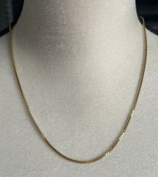 Vintage 18k Yellow Gold MILOR Box Chain Necklace 20" Long x 1.5mm Wide