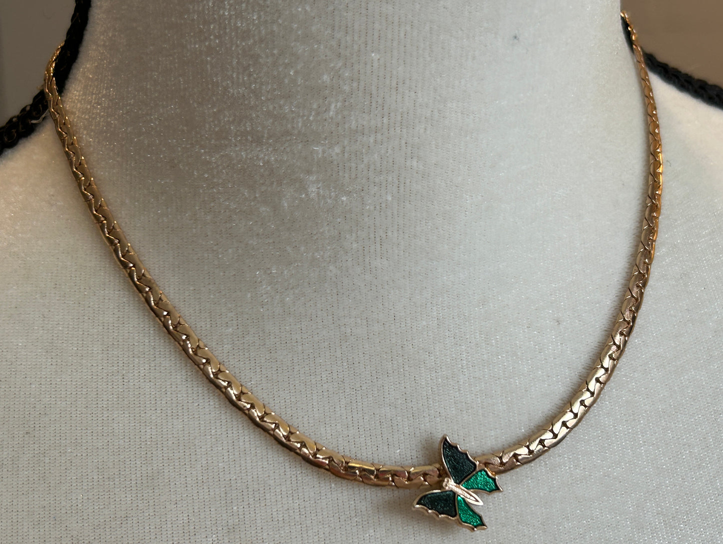 Vintage Gold Tone Collar Necklace Green Butterfly Pendant