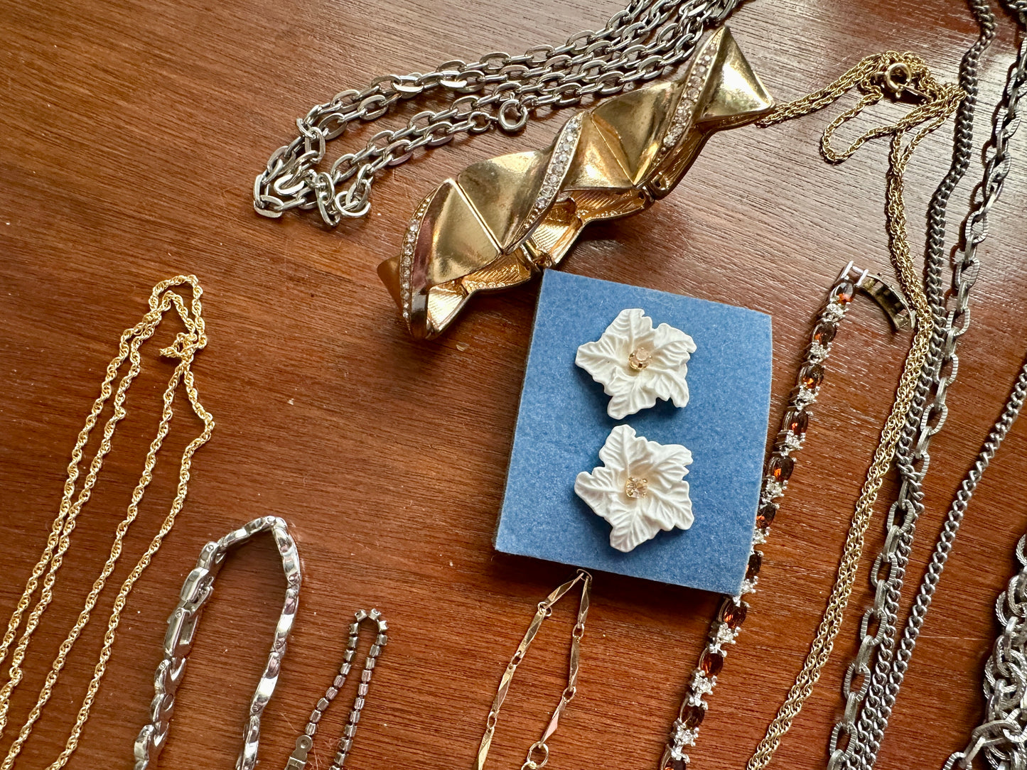 Vintage to Now Jewelry Lot Faux Pearl Gold Silver Rhinestone Chains Earrings