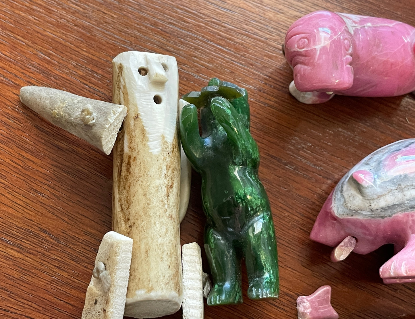 Lot Vintage Hand Carved Small Animal Figures Rhodochrosite Jade Antler Doll