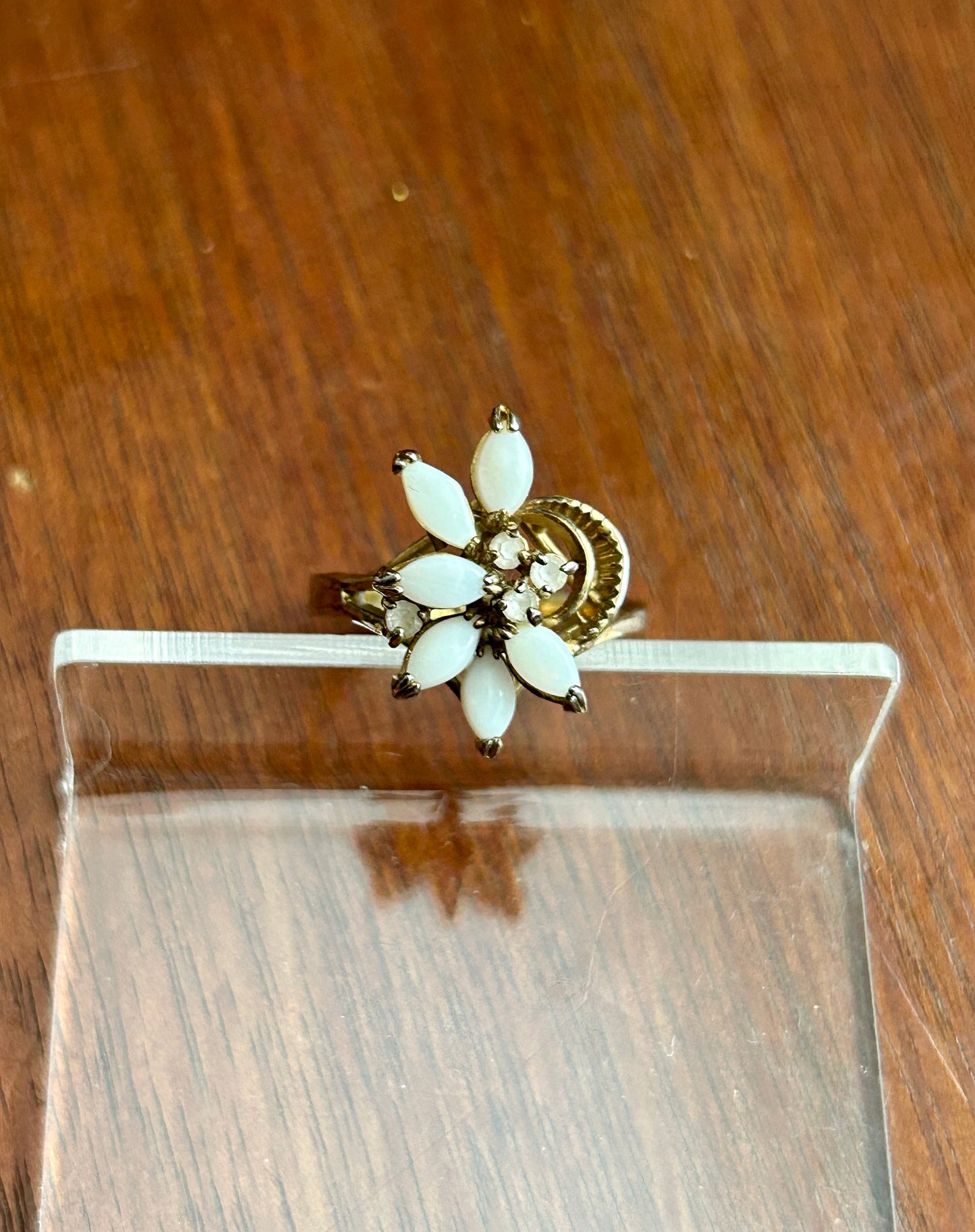 14k Gold Plate Faux Opal Cluster Cocktail Ring Sz 8.75