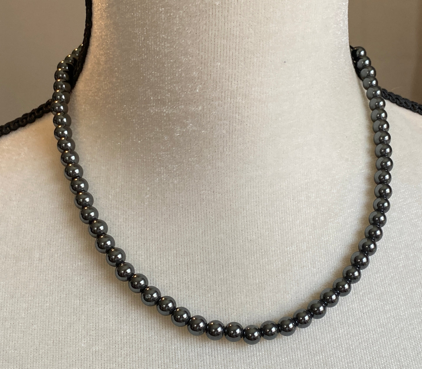 Adjustable Polished Round Hematite Bead Choker Necklace