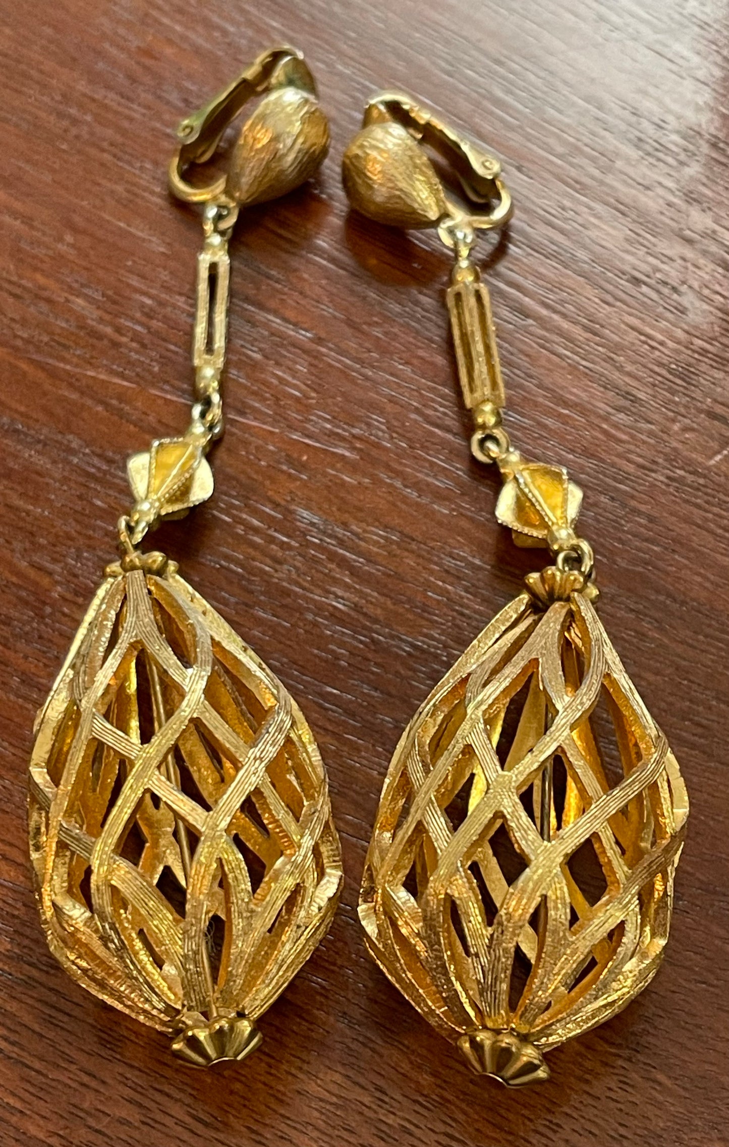 Vintage Gold Tone Textured Drop Dangly Cage Clip on Earrings