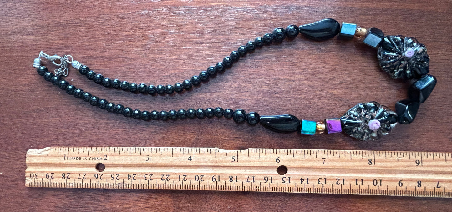 Vintage Aurora Borealis Glass Bead Art Glass Black Flower Necklace