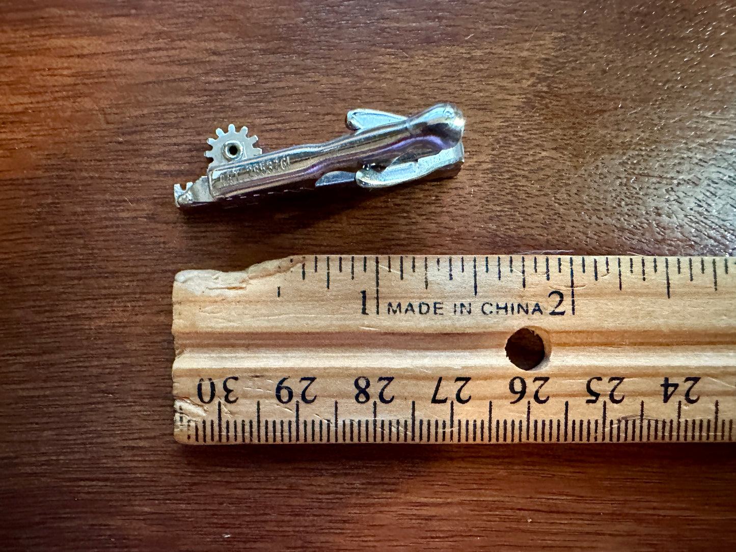 Vintage Silver Tone Cog Gear Machinist MOVING Tie Clip