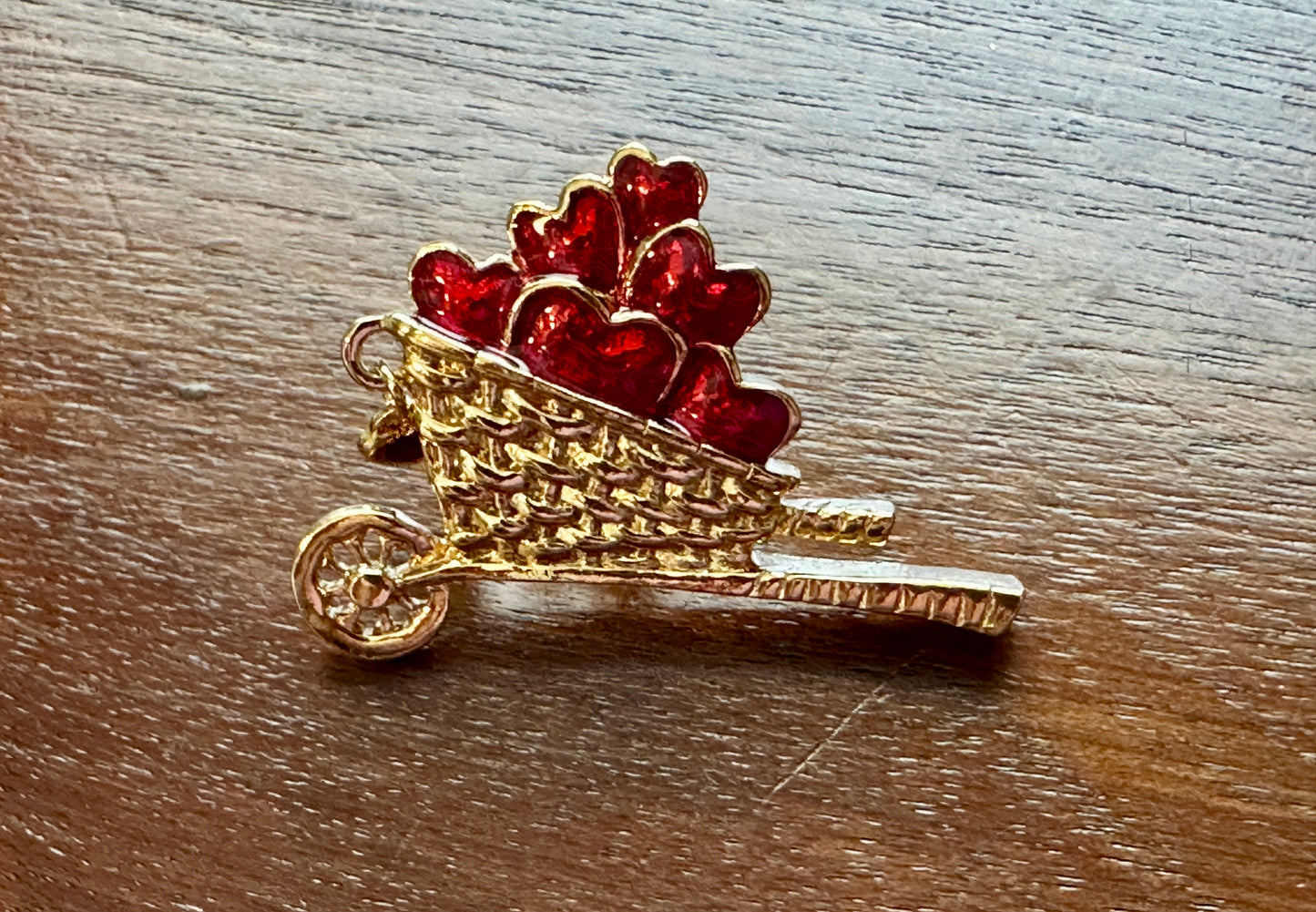 Vintage Avon Cute Sweet Gold Tone Red Enamel Hearts in Wheelbarrow Brooch Pin