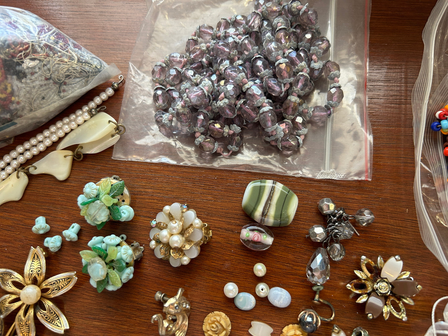 Jewelry Bead Lot Glass Seed Bead Thermoset Vintage Plastic Harvest Repair Crafts