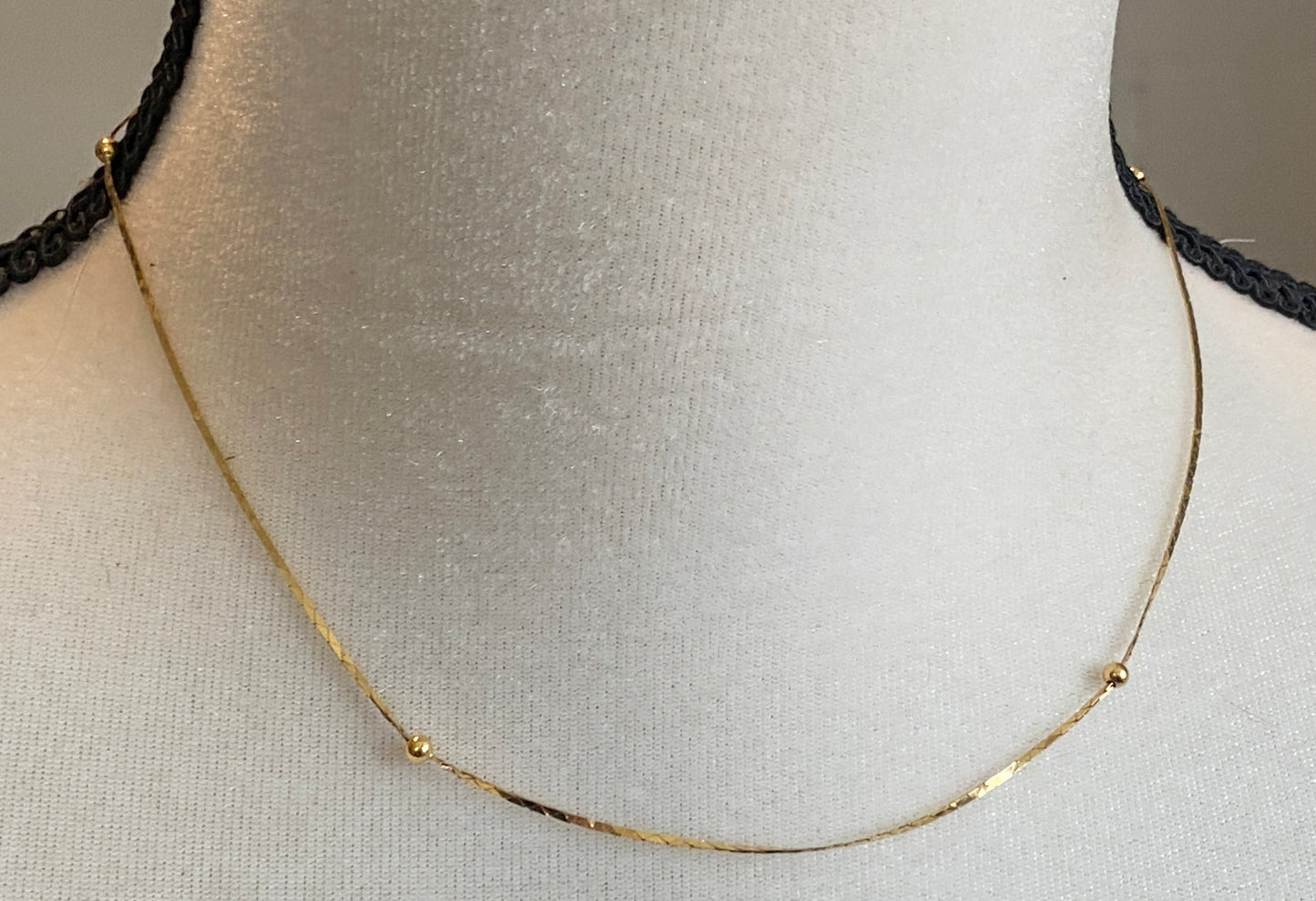 18k Yellow Gold Ball Bead Collar Necklace 16" Long