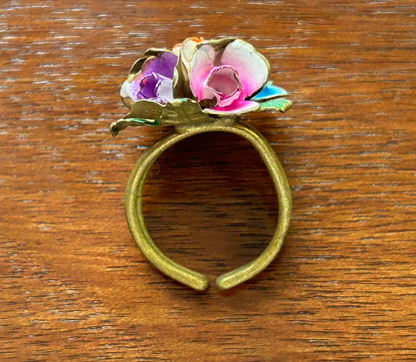 Vintage Brass Adjustable Enamel Flower Cluster Bouquet Cocktail Ring CUTE!