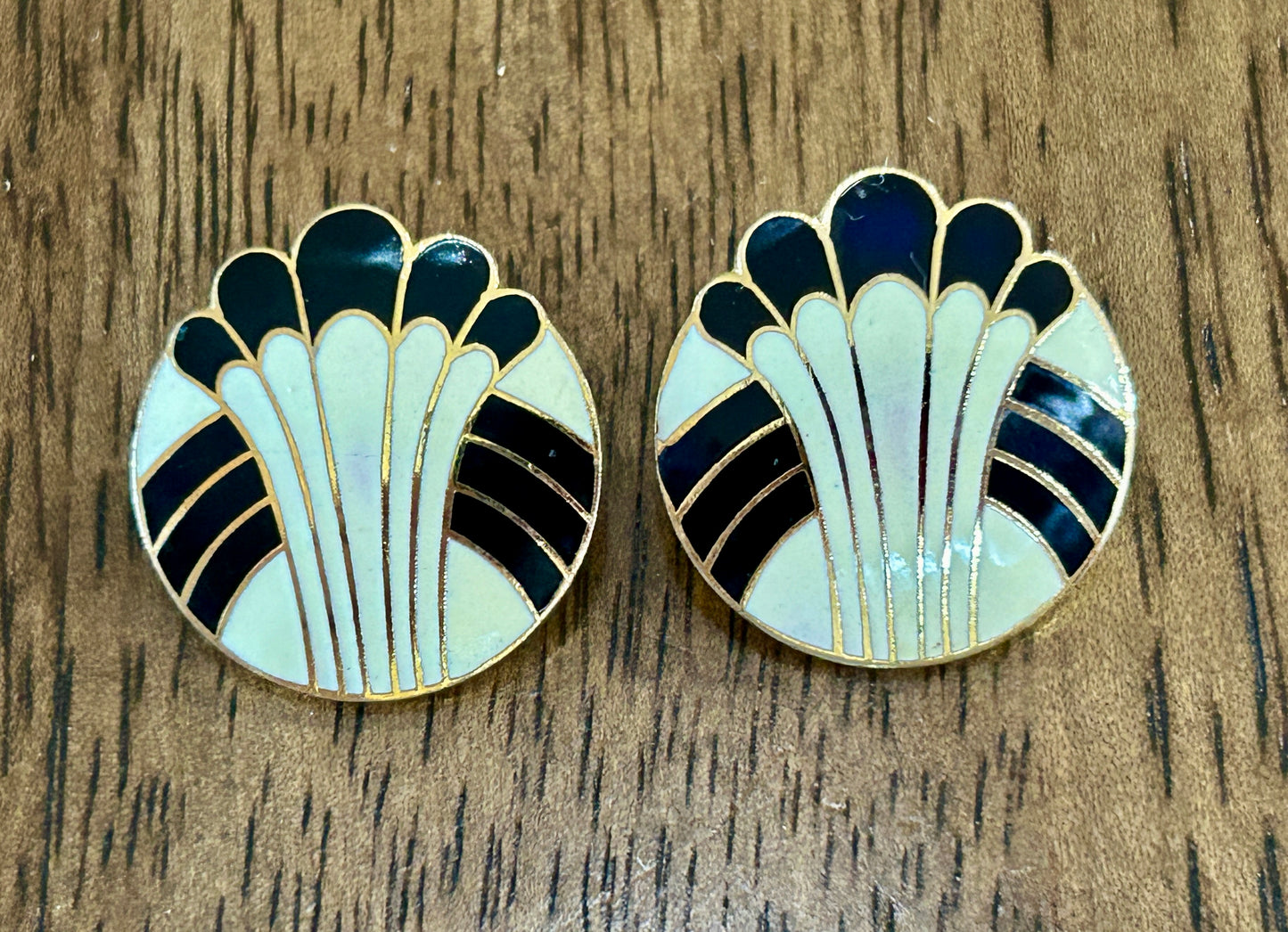 Vintage Gold Tone Black White Enamel Art Deco Style Round Earrings