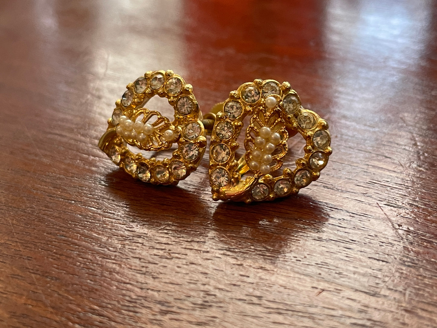 Vintage Gold Tone Heart Shaped Earrings Clear Rhinestone & Faux Seed Pearl