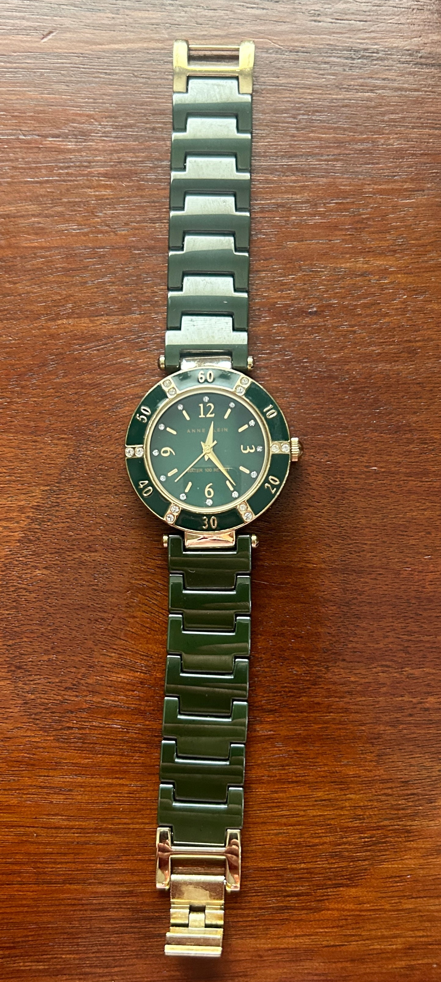 Vintage Womens Anne Klein Gold Tone Green Quartz Wristwatch Working