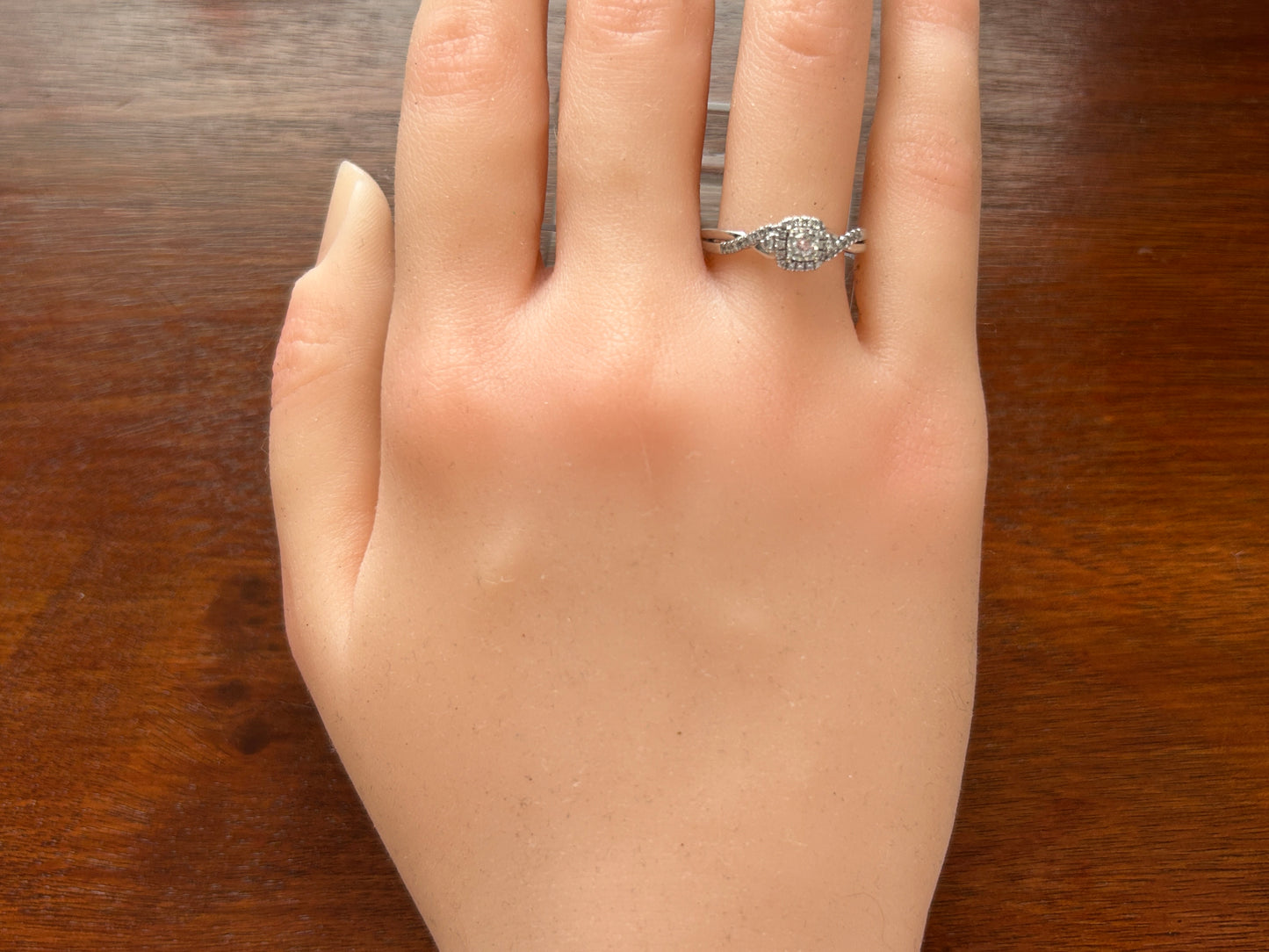 10k White Gold .25ctw Diamond Engagement Ring Sz 6.75 Signed JX