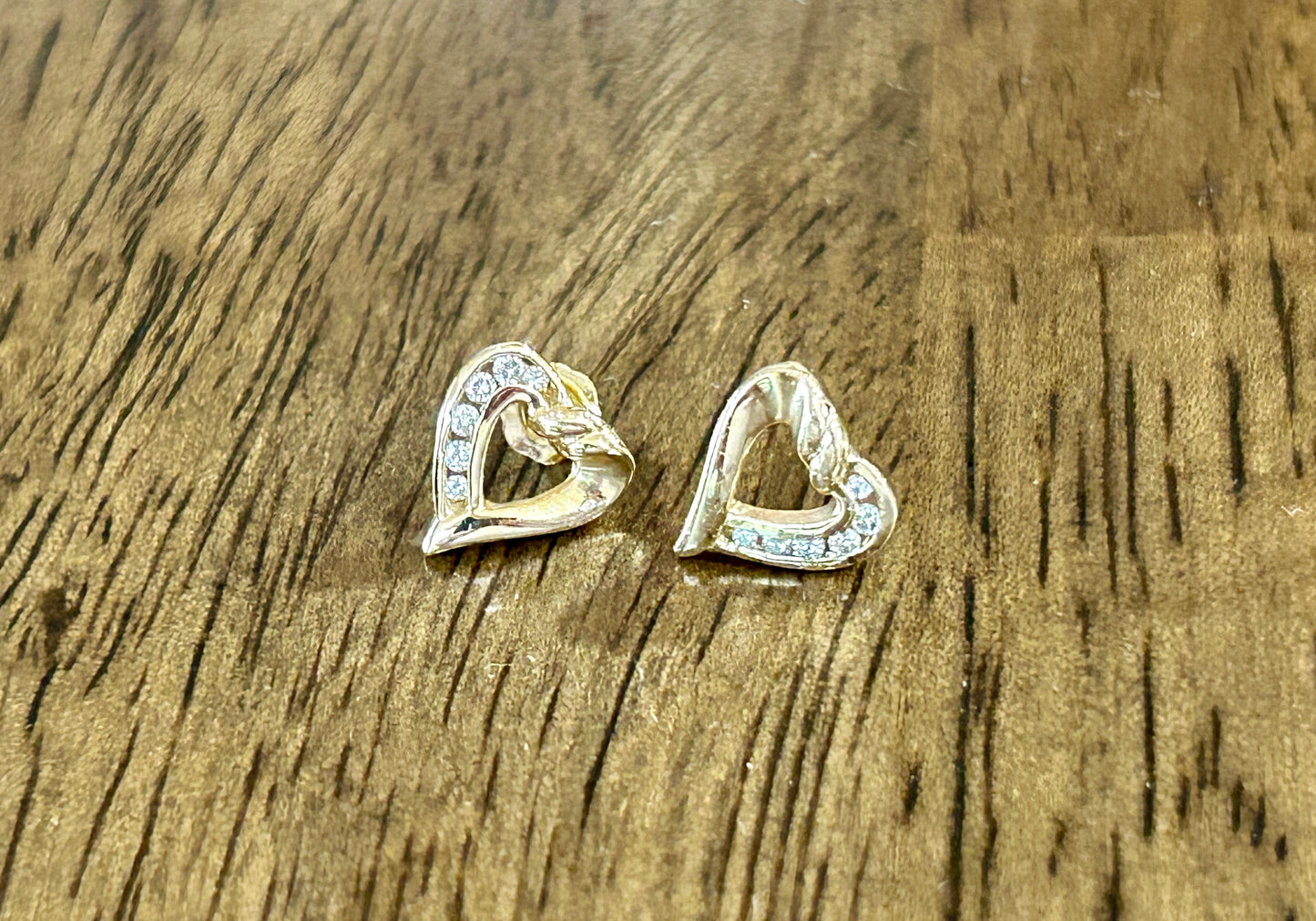 14k Yellow Gold Channel Set .20ctw Diamond Open Heart Stud Pierced Earrings
