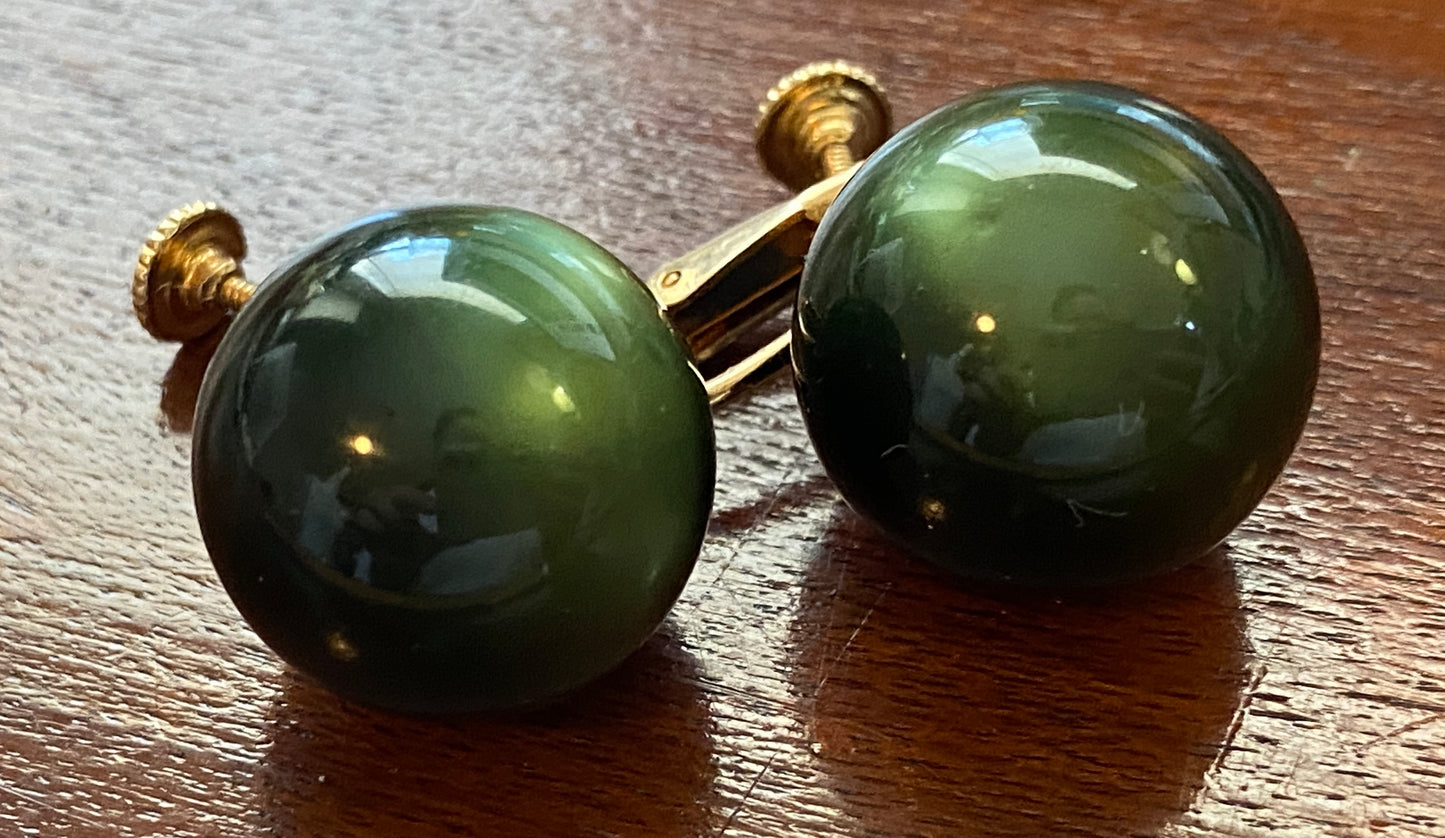 Vintage Gold Tone Green Thermoset Large Bead Screwback Earrings