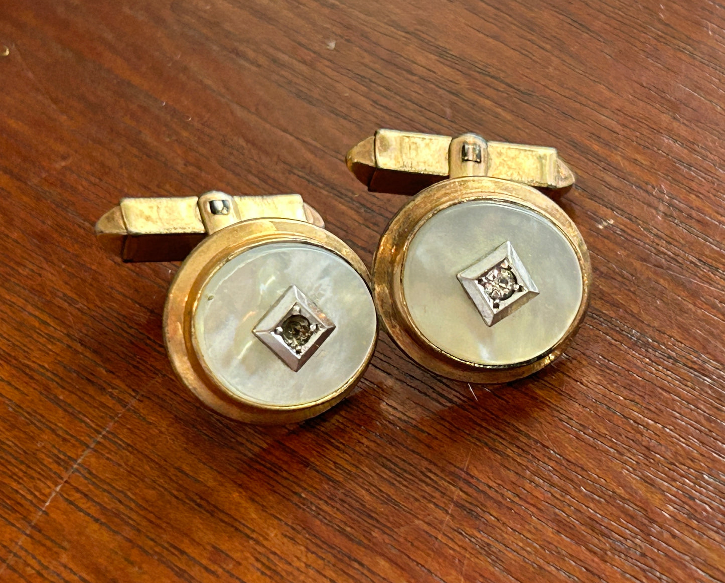Vintage 12k Yellow Gold Filled MOP Cuff Links