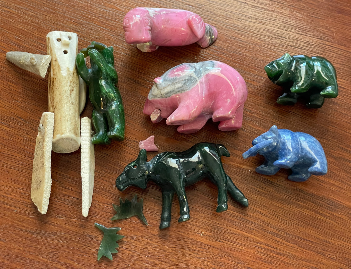 Lot Vintage Hand Carved Small Animal Figures Rhodochrosite Jade Antler Doll