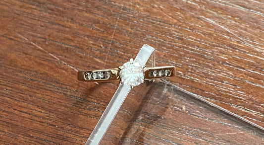 14k Yellow Gold .40ctw Round Diamond Engagement Ring Sz 6