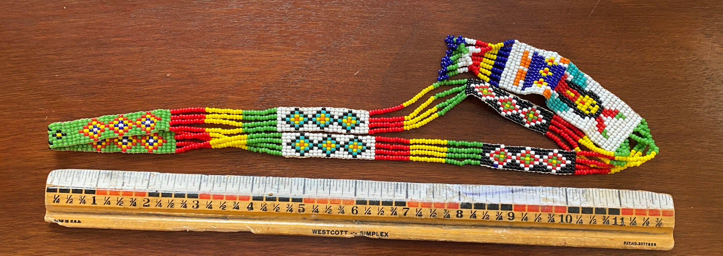 Vintage Native American Beaded Necklace