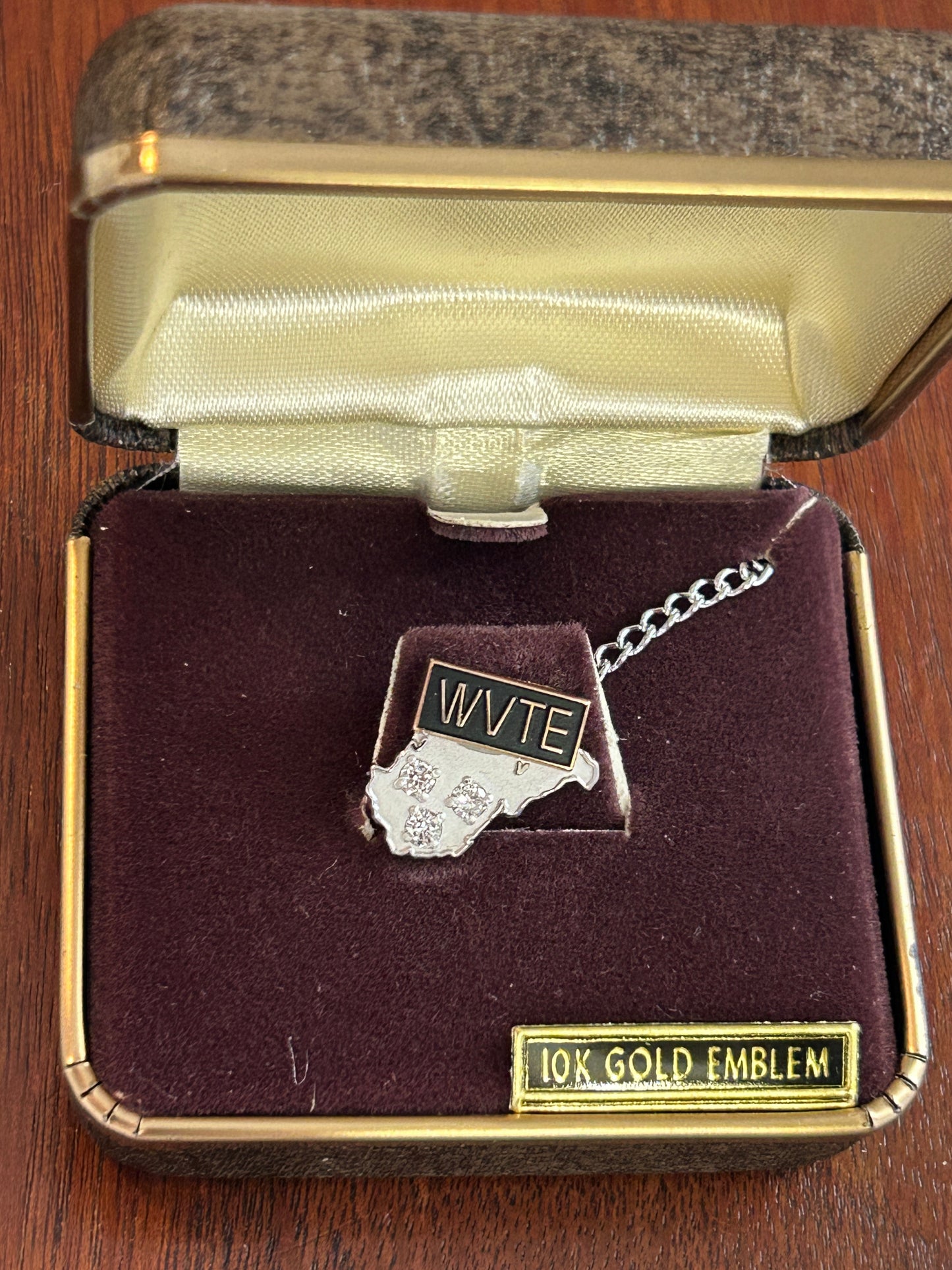 Vintage 10k Gold Diamond Advertising WVTE Employee Tie Tack in Box