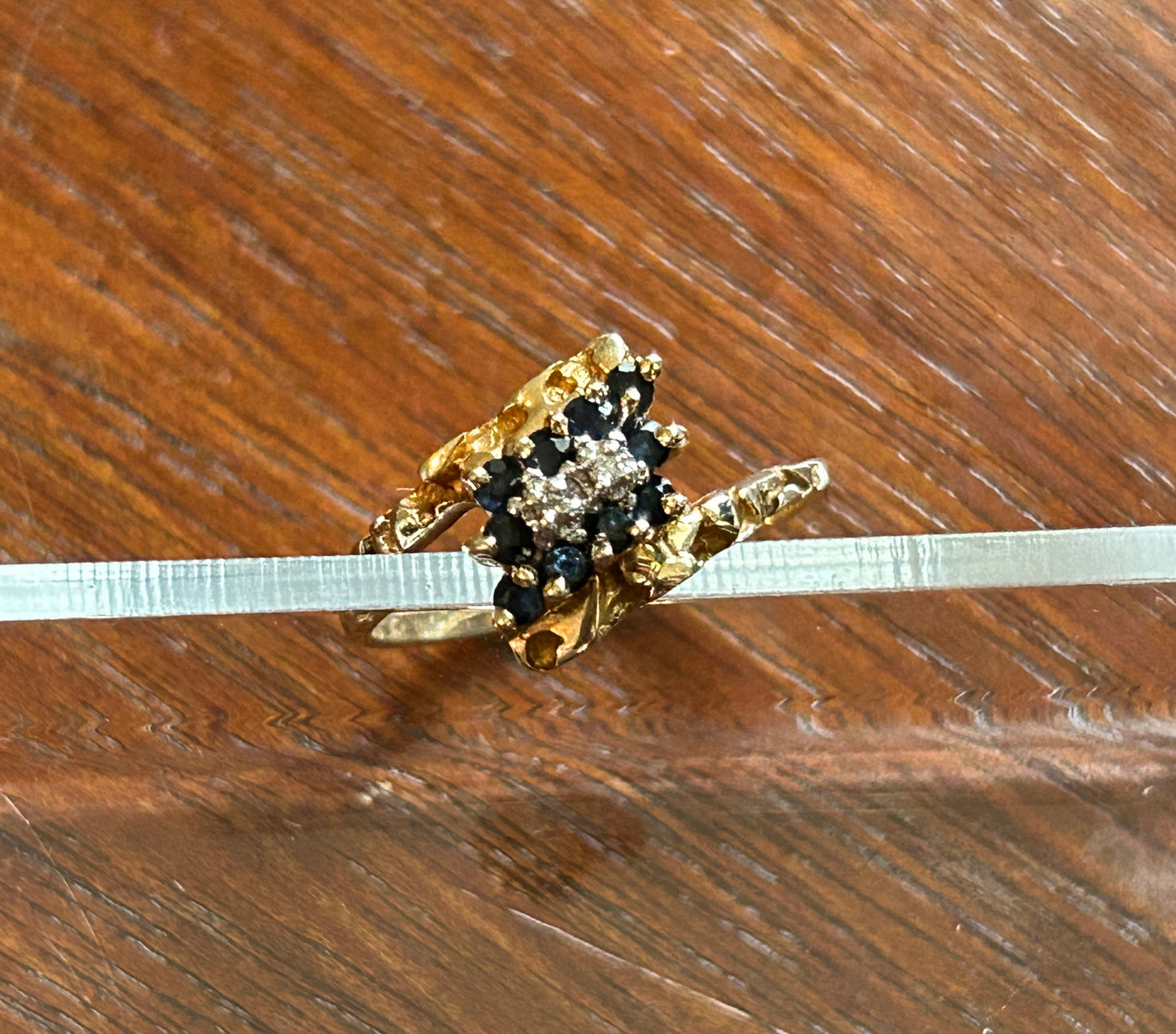 10k Yellow Gold Nugget Style Sapphire Diamond Ring Sz 6.25 Bypass Style