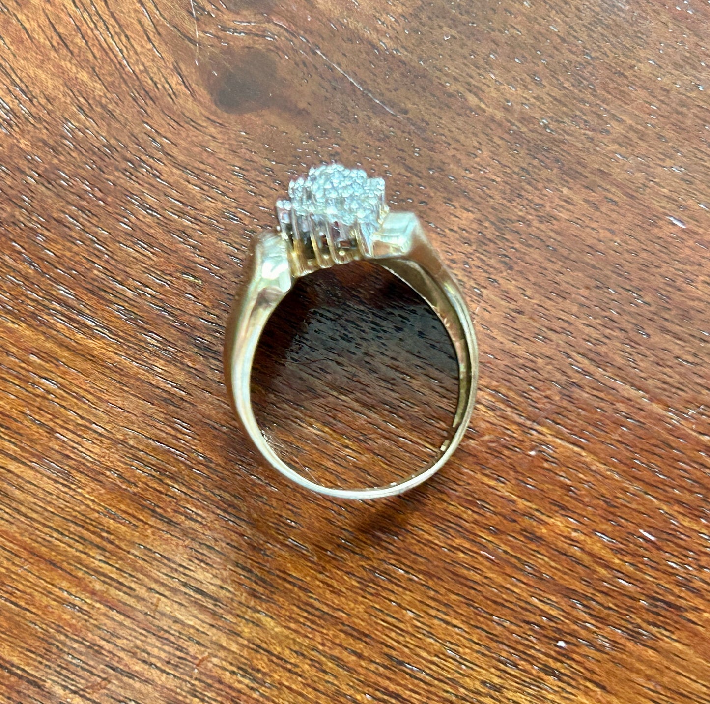 10k Yellow Gold Diamond Cluster Cocktail Ring Sz 7.25