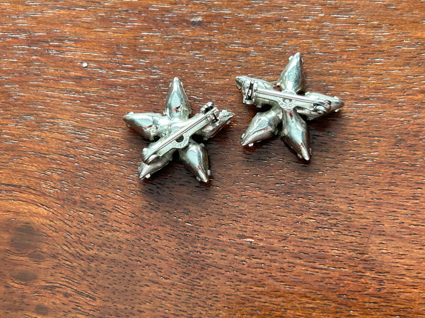 Vintage Lot Set of 2 Silver Tone Rhinesetone Star Small Brooches Pins Pat Pend