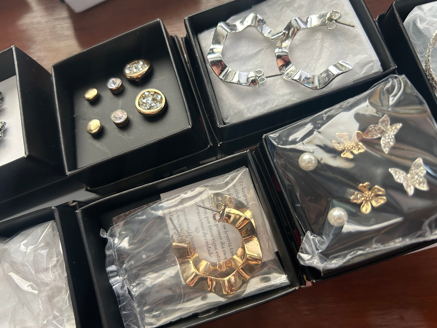 Lot of 14 Avon Earrings In Box Some New Gold Silver Tone Studs Rhinestones