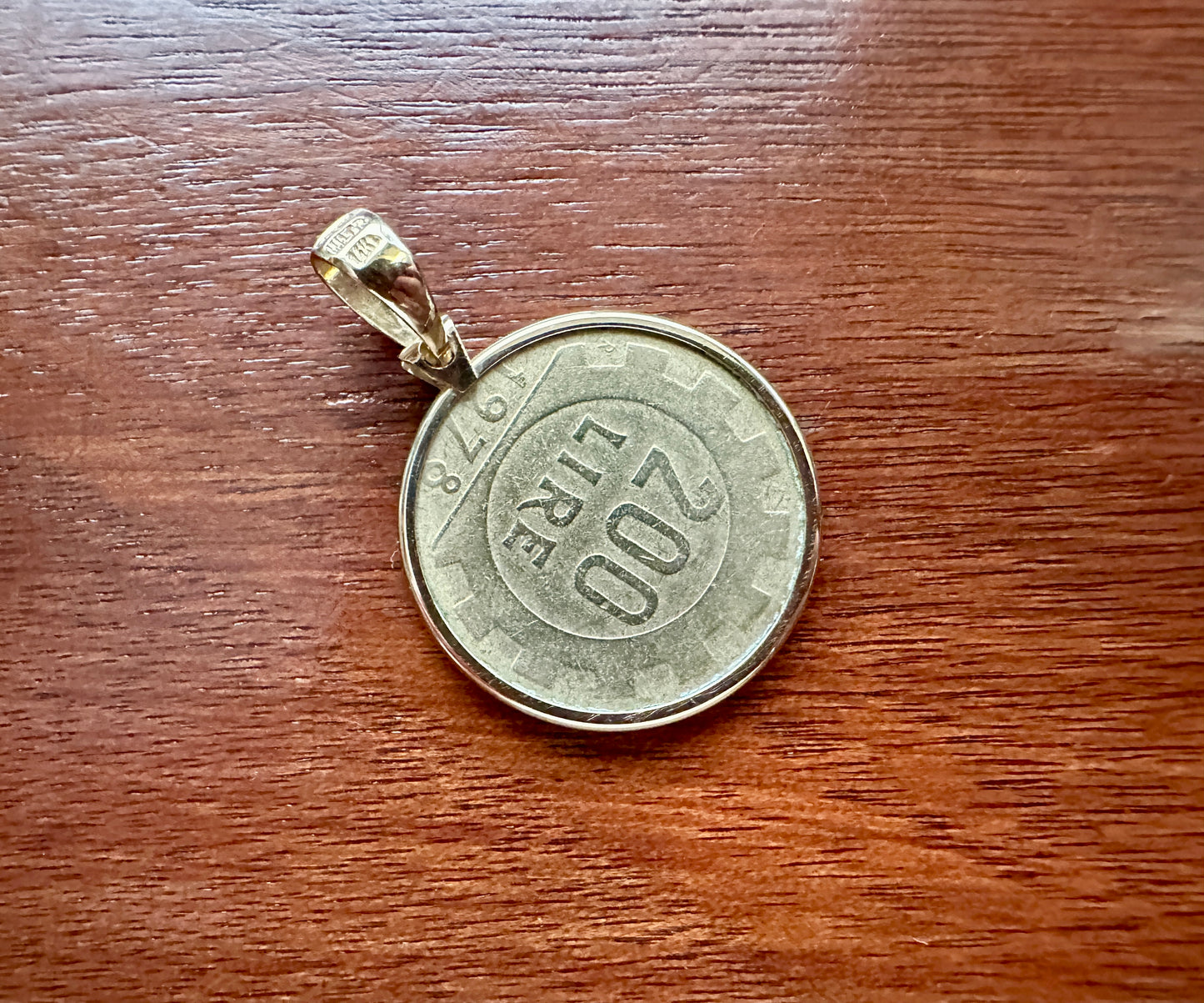 Vintage Signed Milor 14k Yellow Gold Bezel w 1978 200 Lire Coin Necklace Pendant