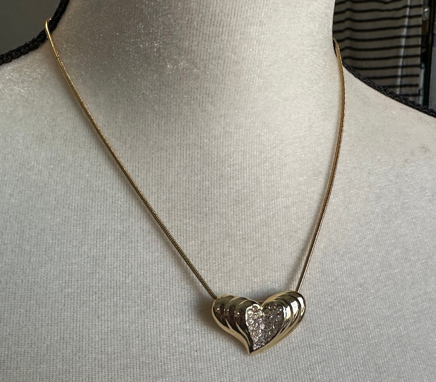 Vintage Gold Tone Snake Chain Slide Rhinestone Heart Pendant Necklace