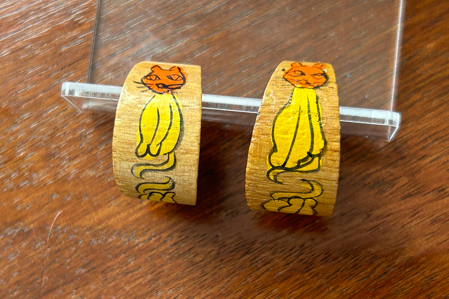 Vintage 70's Wood Yellow Red Siamese Cat Pierced Earrings