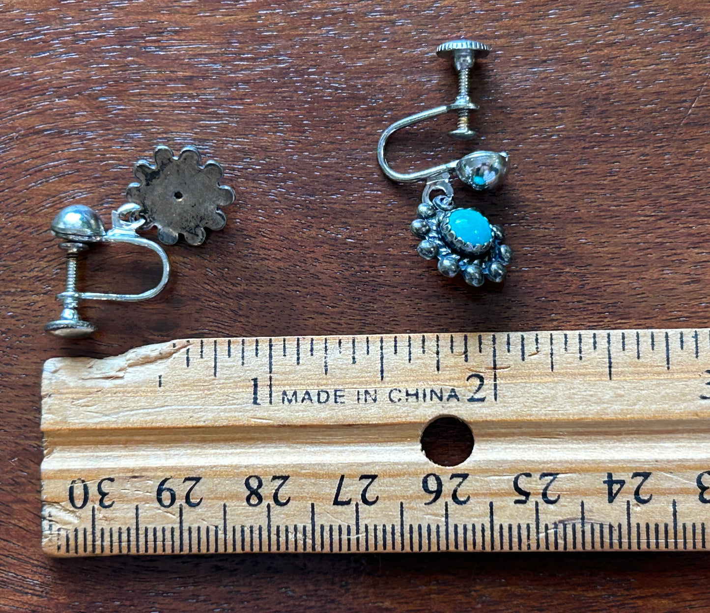 Vintage Silvertone Turquoise Dangly Drop Screwback Earrings