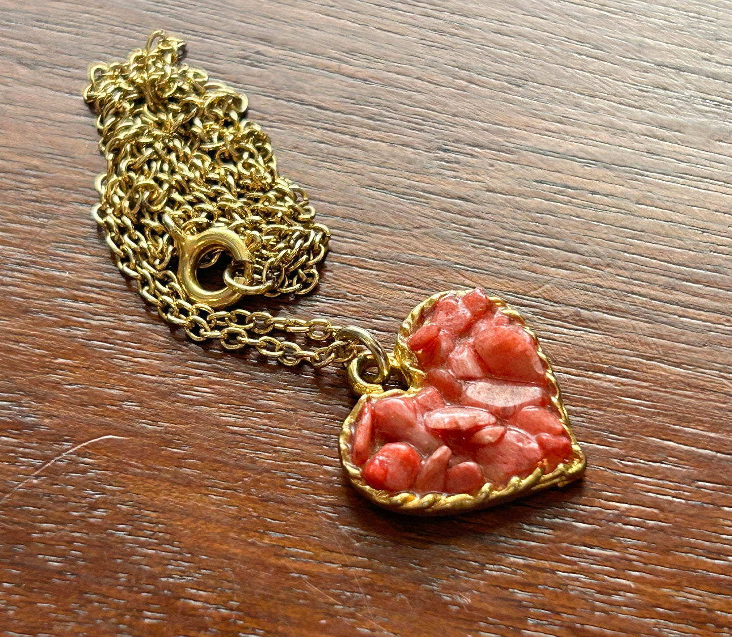 Vintage Gold Tone Chain Coral Heart Pendant Necklace