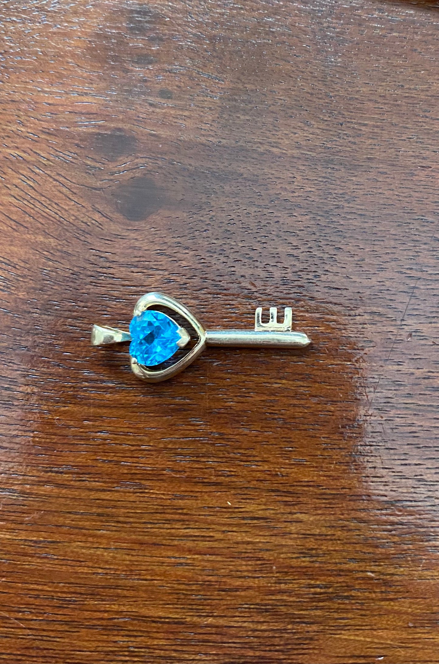 14k Yellow Gold Skeleton Key Heart Shaped Blue Topaz Charm Pendant