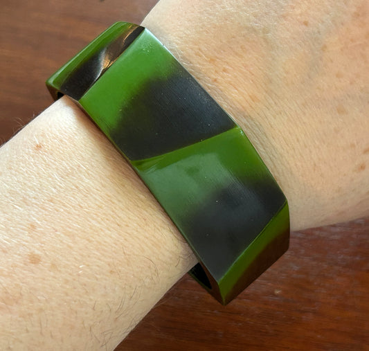 Vintage Bakelite Green Black Chunky Bangle Geometric Angular