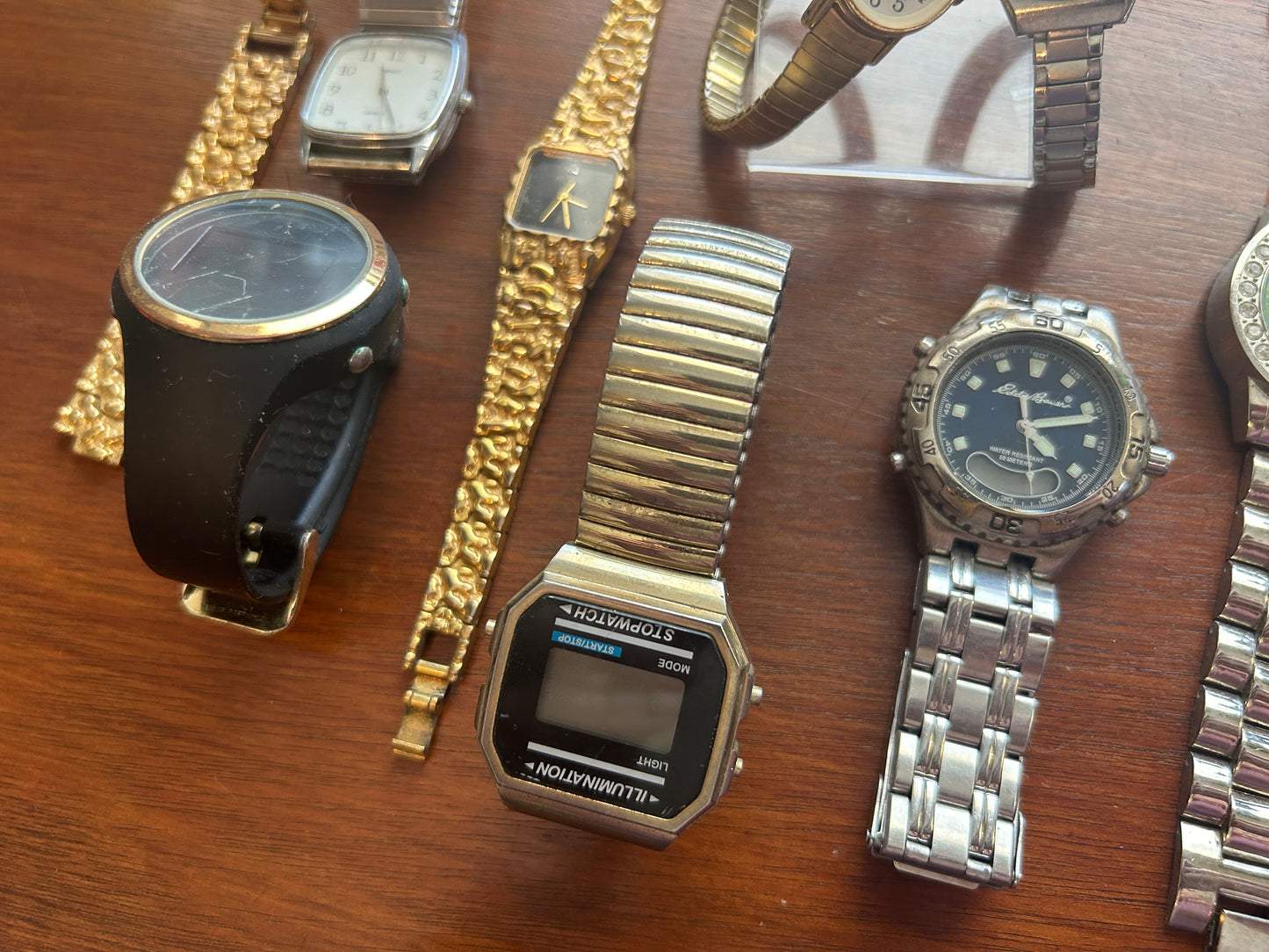 Vintage to Now Mens Watch Wristwatch Lot Parts AS IS Digital Quartz Nugget Band