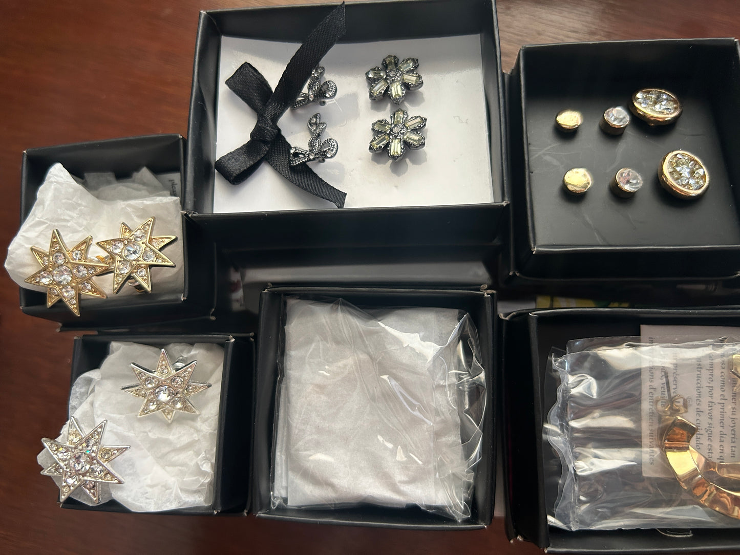 Lot of 14 Avon Earrings In Box Some New Gold Silver Tone Studs Rhinestones