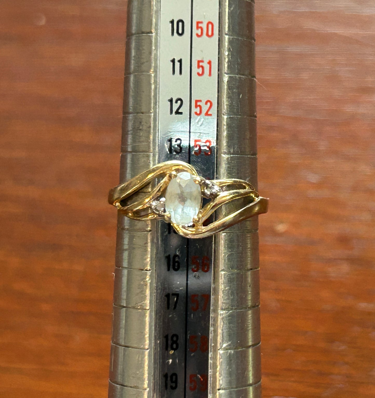 10k Yellow Gold Oval Glass Crystal Ring Sz 7