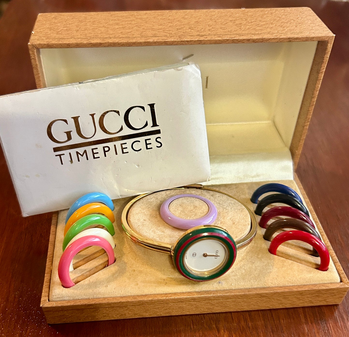 Vintage Gucci Gold-Plated Interchangeable Bezel Women's Watch w/ Box 1100-L