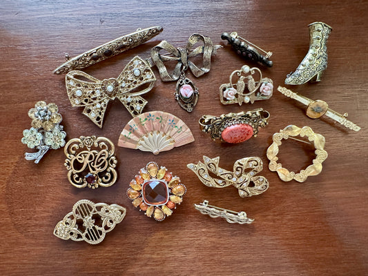 1928 Collection & More Victorian Style Brooch Brooches Pin Lot Porecelain Pearl