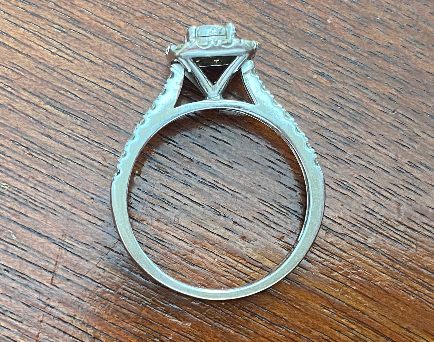 JTW 10k White Gold .60ctw Diamond Engagement Ring Halo Round Sz 7