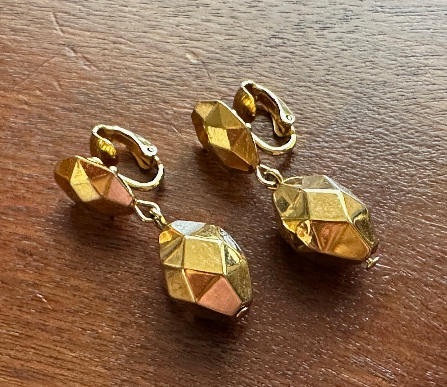 Vintage Signed Avon Gold Tone Geometric Drop Dangly Clip on Earrings