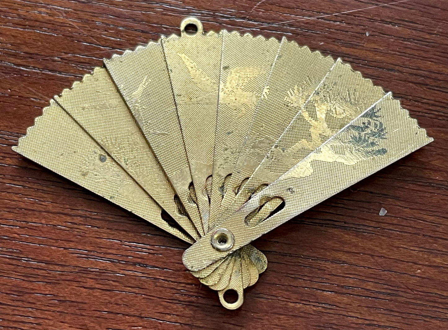 Vintage Gold Tone Folding Fan Phoenix Necklace Pendant