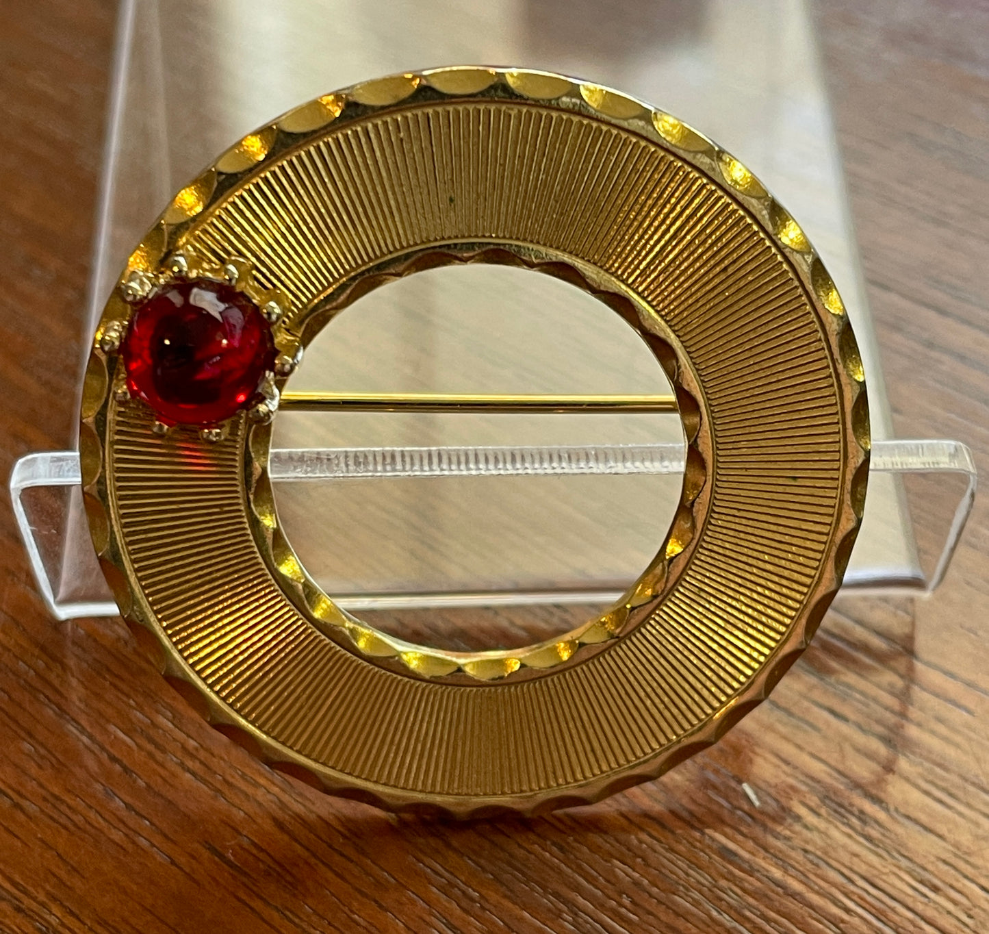 Vintage Signed Beau Jewels Gold Tone Red Glass Cabochon Brooch