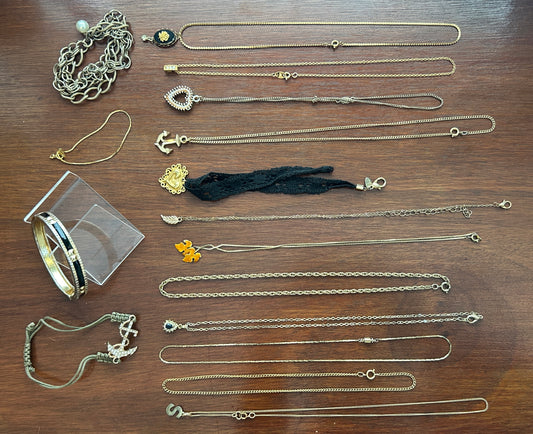 Vintage to Now Jewelry Lot Some Signed Pendant Chain Necklaces Multistrand