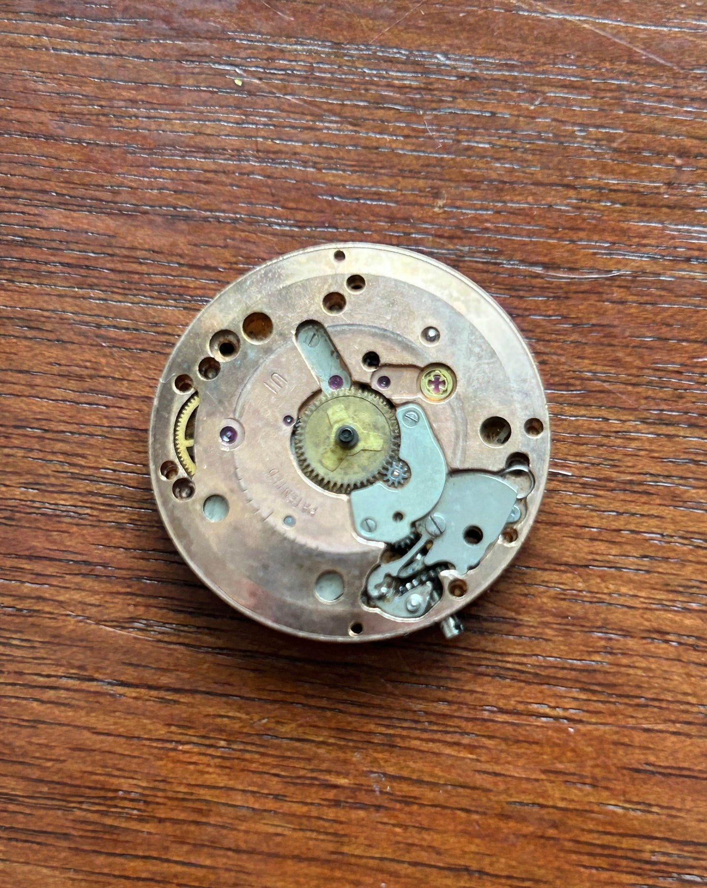 Vintage Benrus Manual Wind 17J Model DR2F1 Wrist Watch Movement