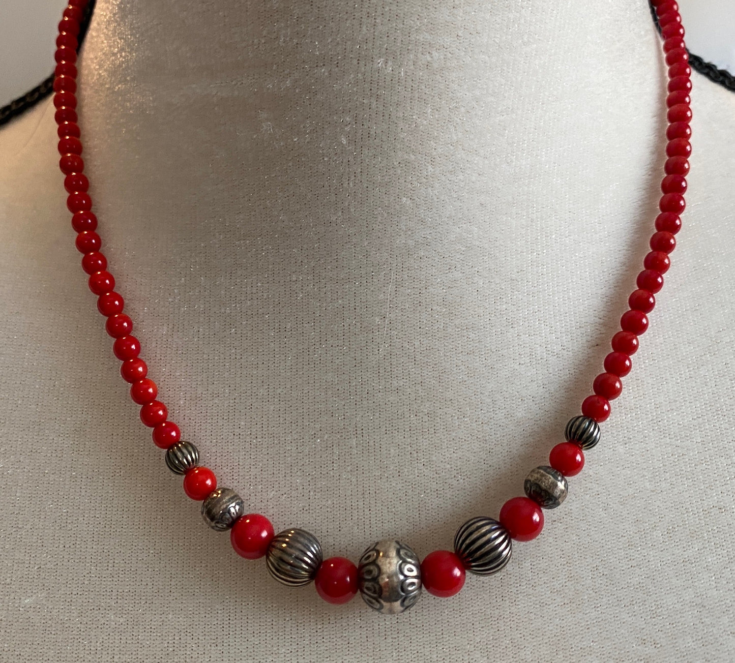 Carolyn Pollack Relios Sterling Silver 925 Red Coral Bead Necklace