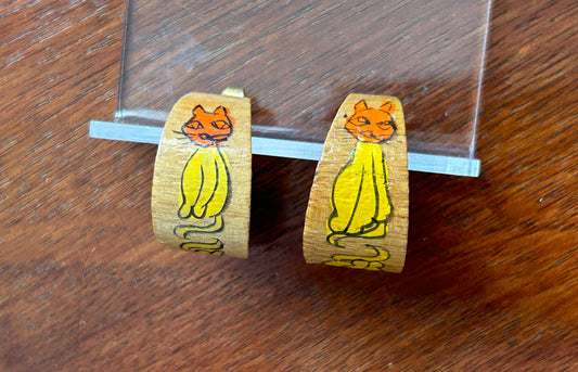 Vintage 70's Wood Yellow Red Siamese Cat Pierced Earrings